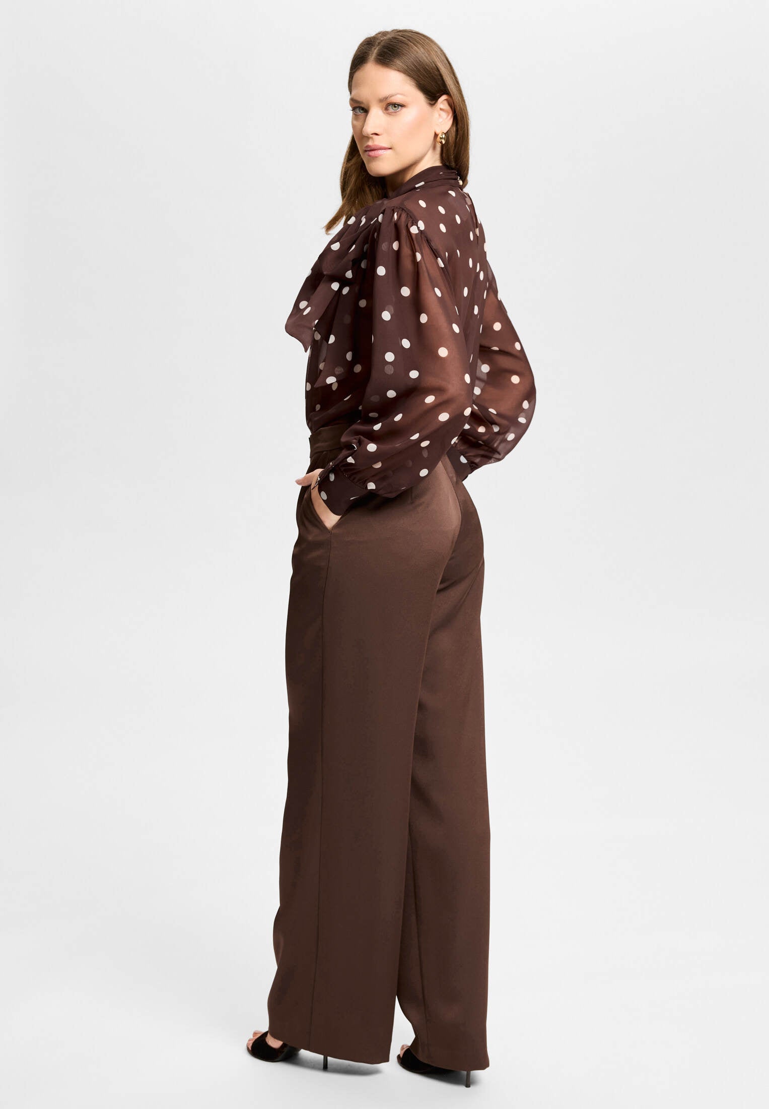 Schluppenbluse mit Polka Dots