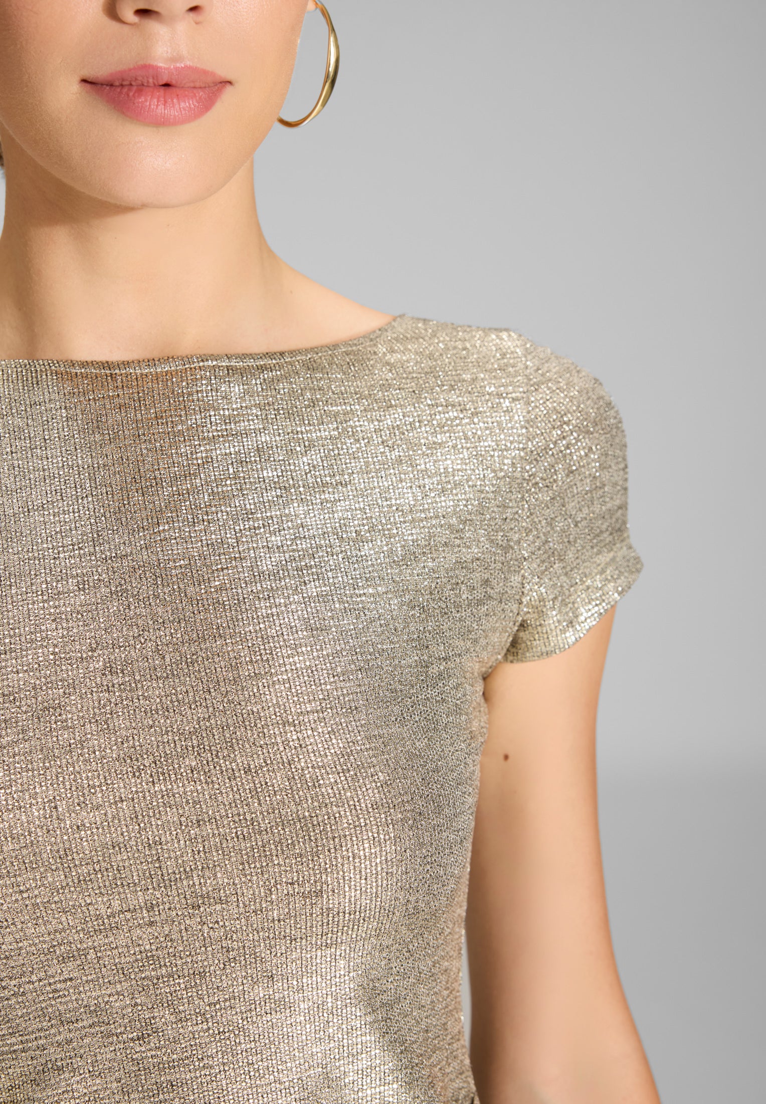 Etuikleid aus schimmerndem Jersey