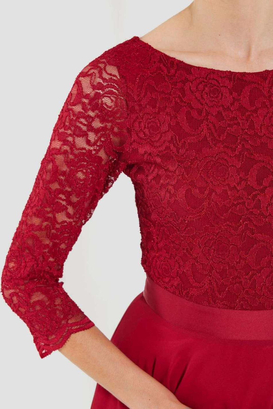 Midikleid mit fließendem Chiffon-Rock