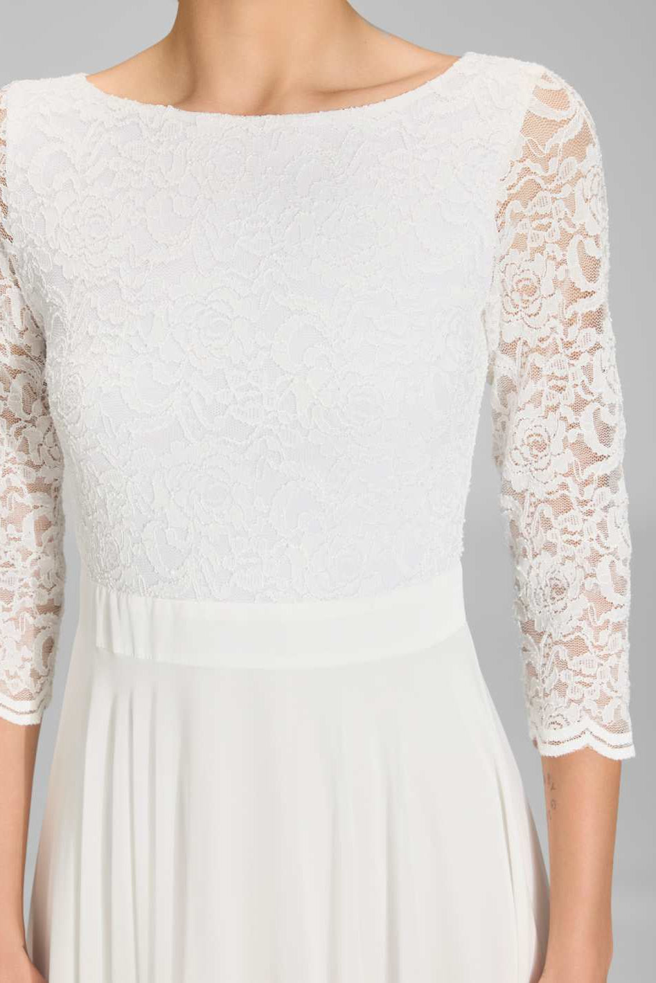 Midikleid mit fließendem Chiffon-Rock