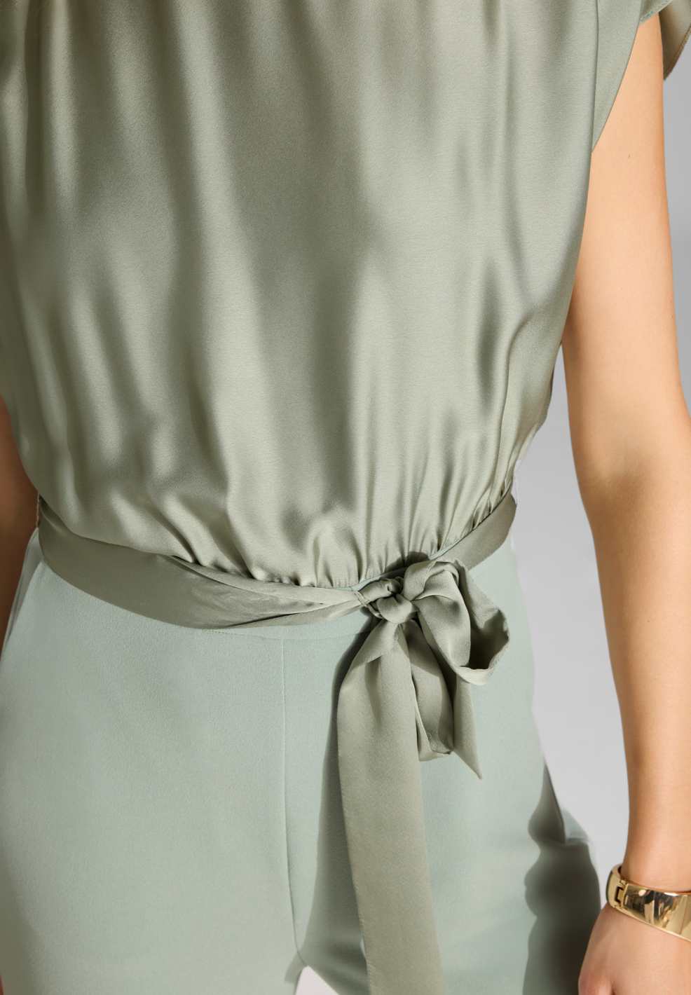 Jumpsuit mit geradem Beinschnitt