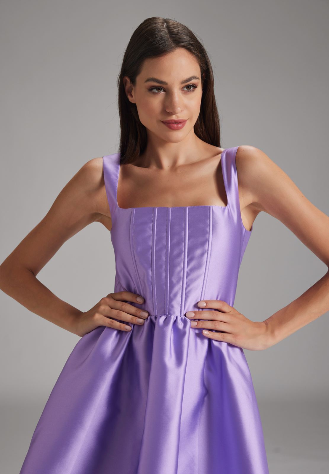 Cocktailkleid mit Stäbchencorsage