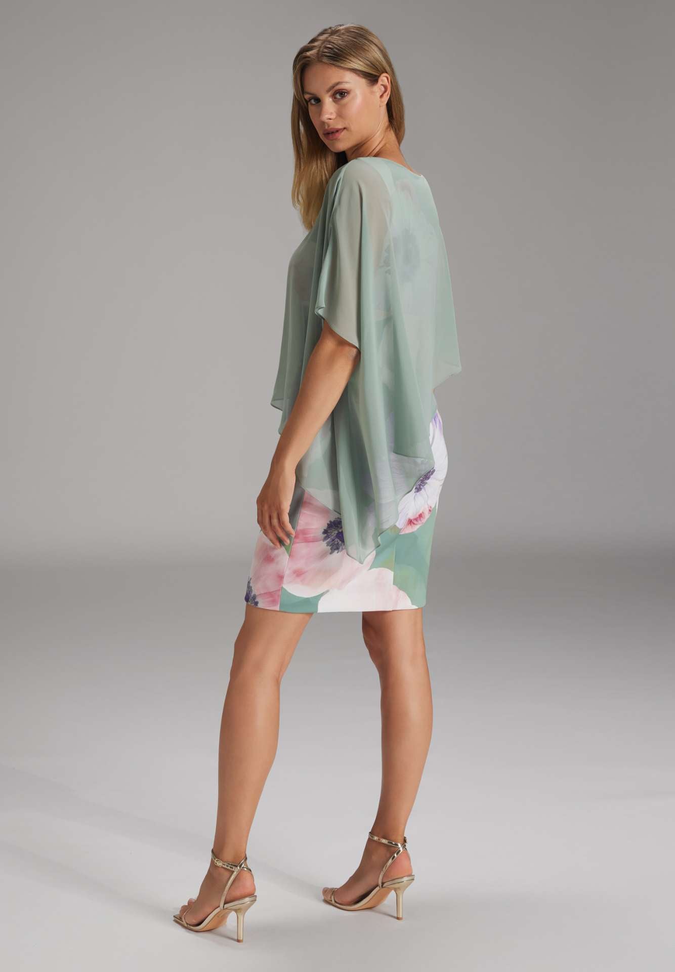 Scuba-Kleid mit Chiffon-Überwurf