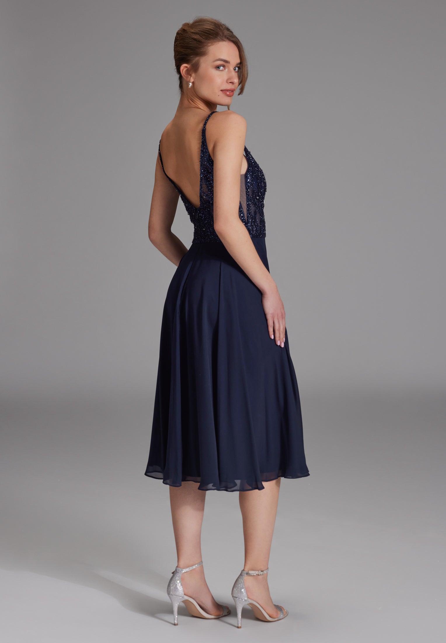 Paillettenbesticktes Cocktailkleid