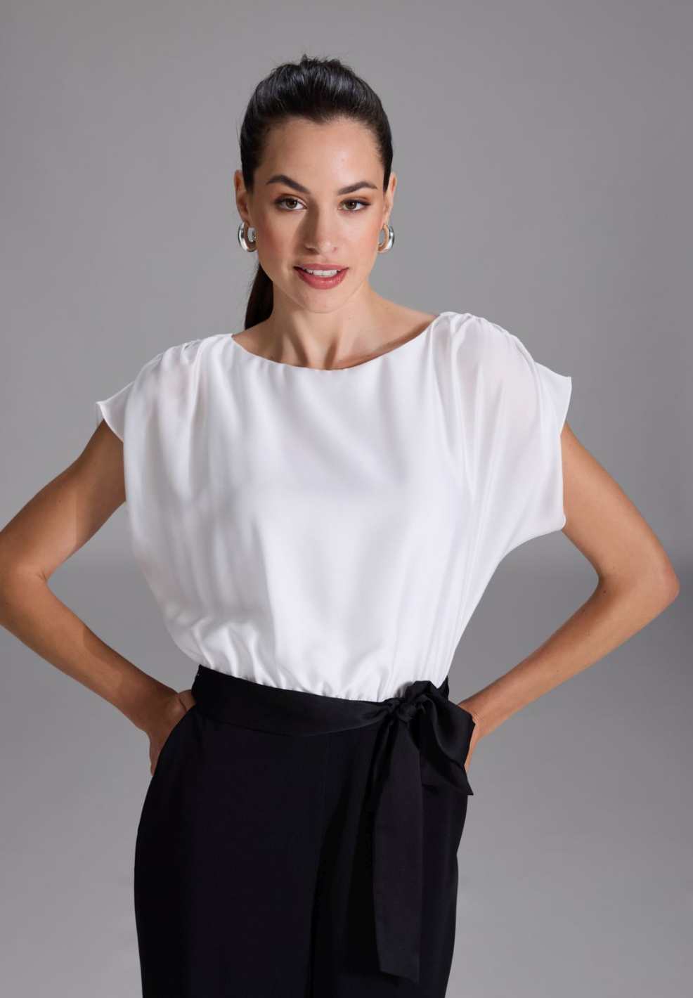 Jumpsuit aus Material-Mix