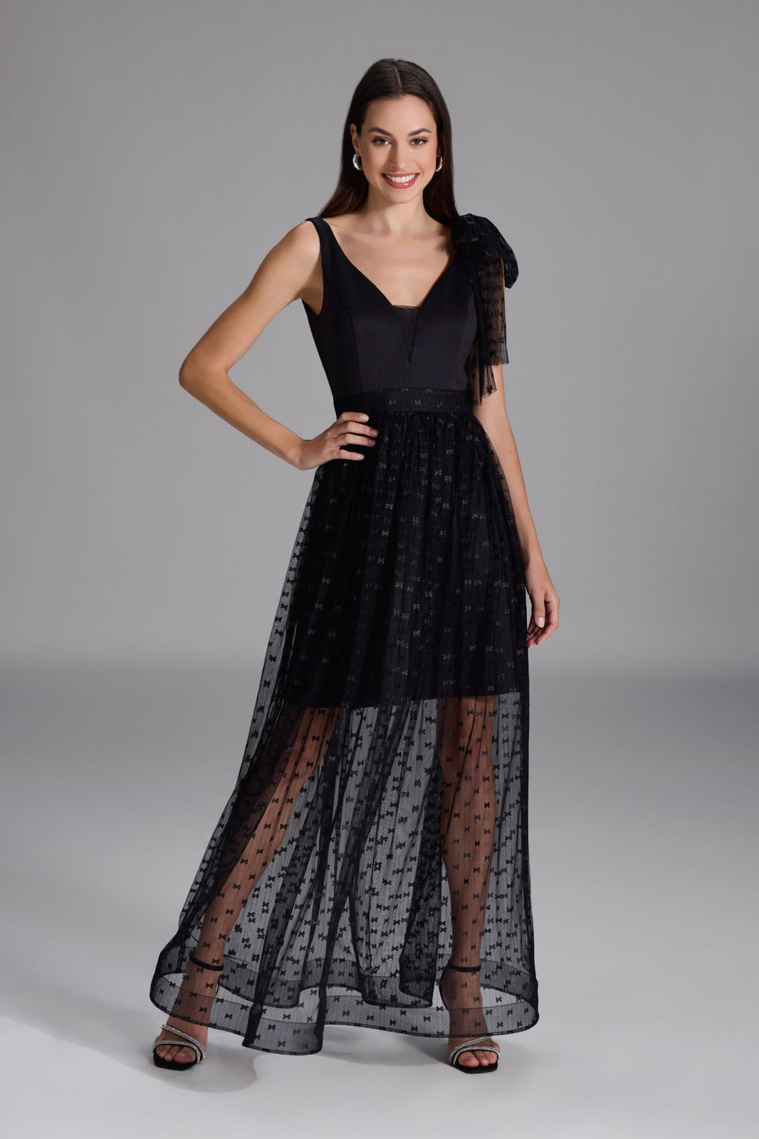 Transparentes Abendkleid aus Tüll black