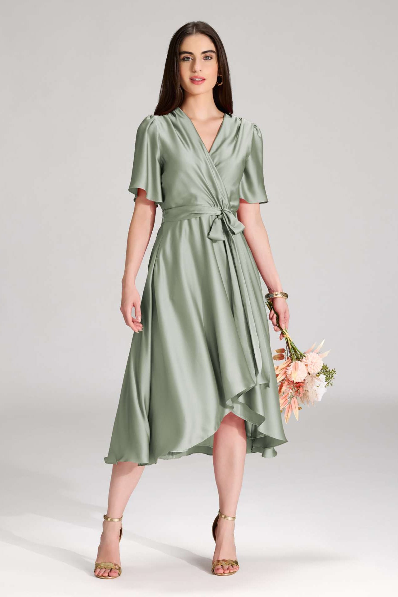 Cocktailkleid aus nachhaltigem Satin in Wickel Optik pistachio green