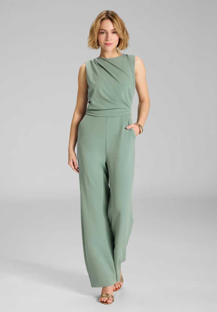 Jumpsuit aus Crepe Jersey mit Drapierung pistachio green