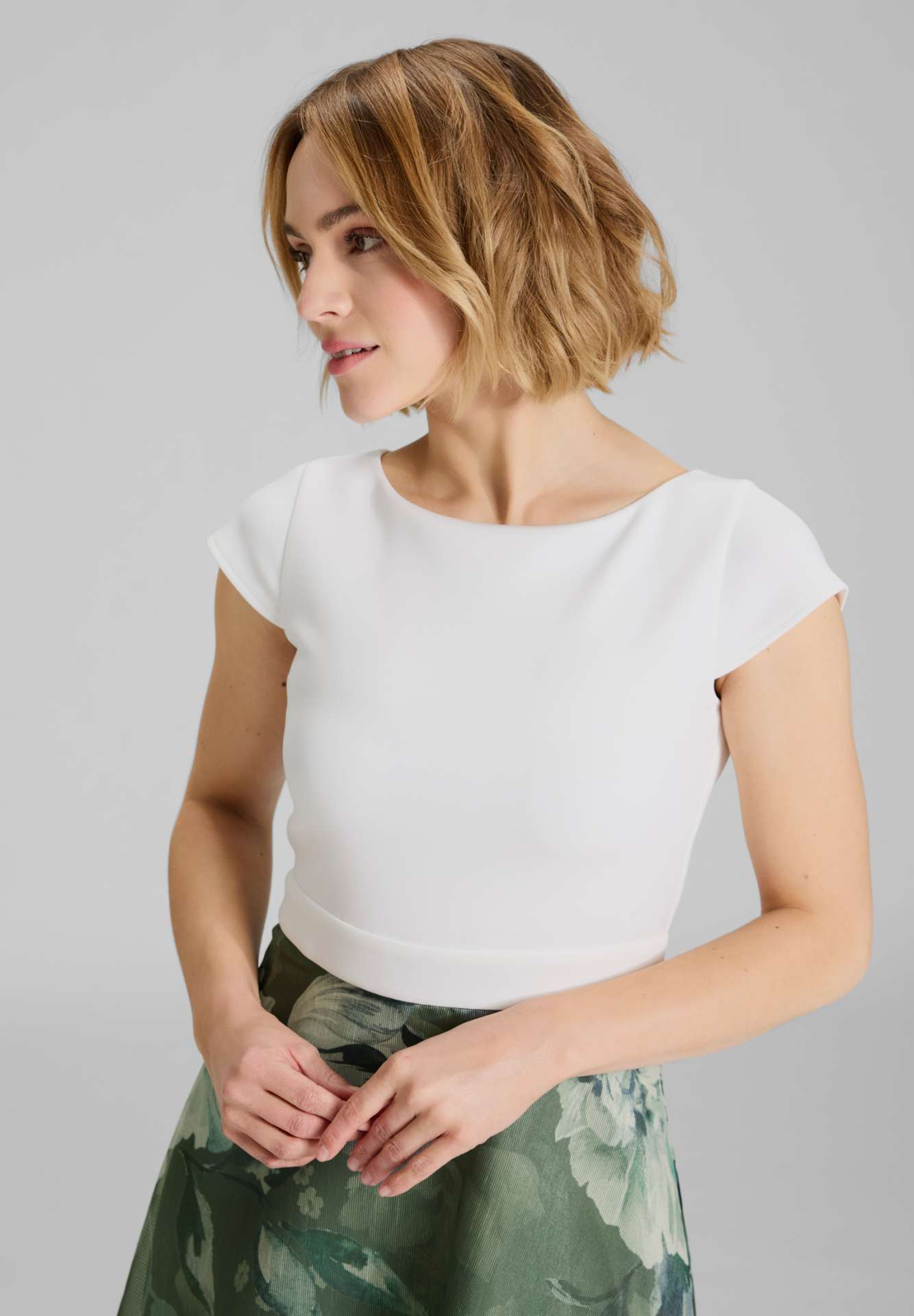 Cocktailkleid aus bedrucktem Organza mit Scuba Oberteil