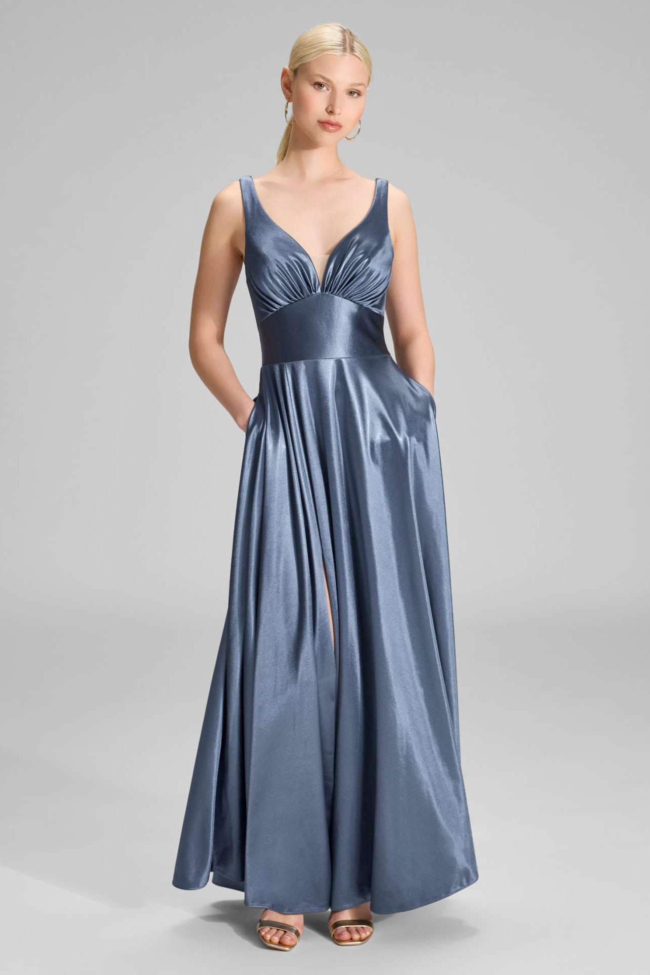 Abendkleid mit Schimmereffekt blue crocus