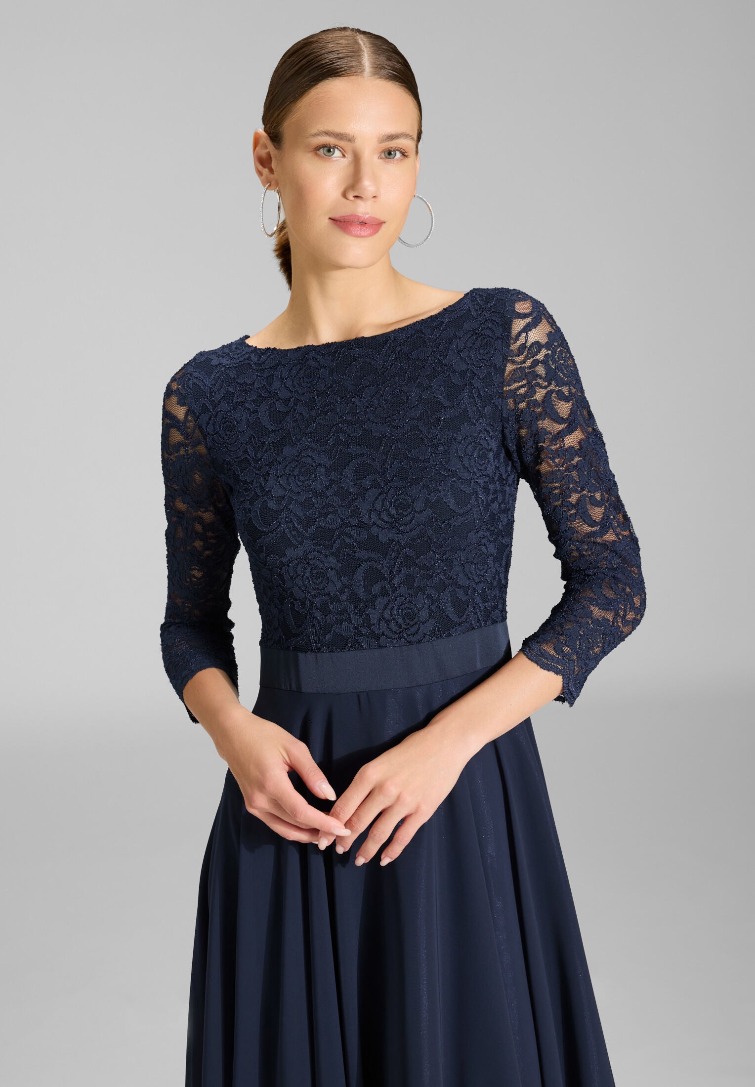 Abendkleid Midi mit Oberteil aus floraler Spitze und Chiffon Rock
