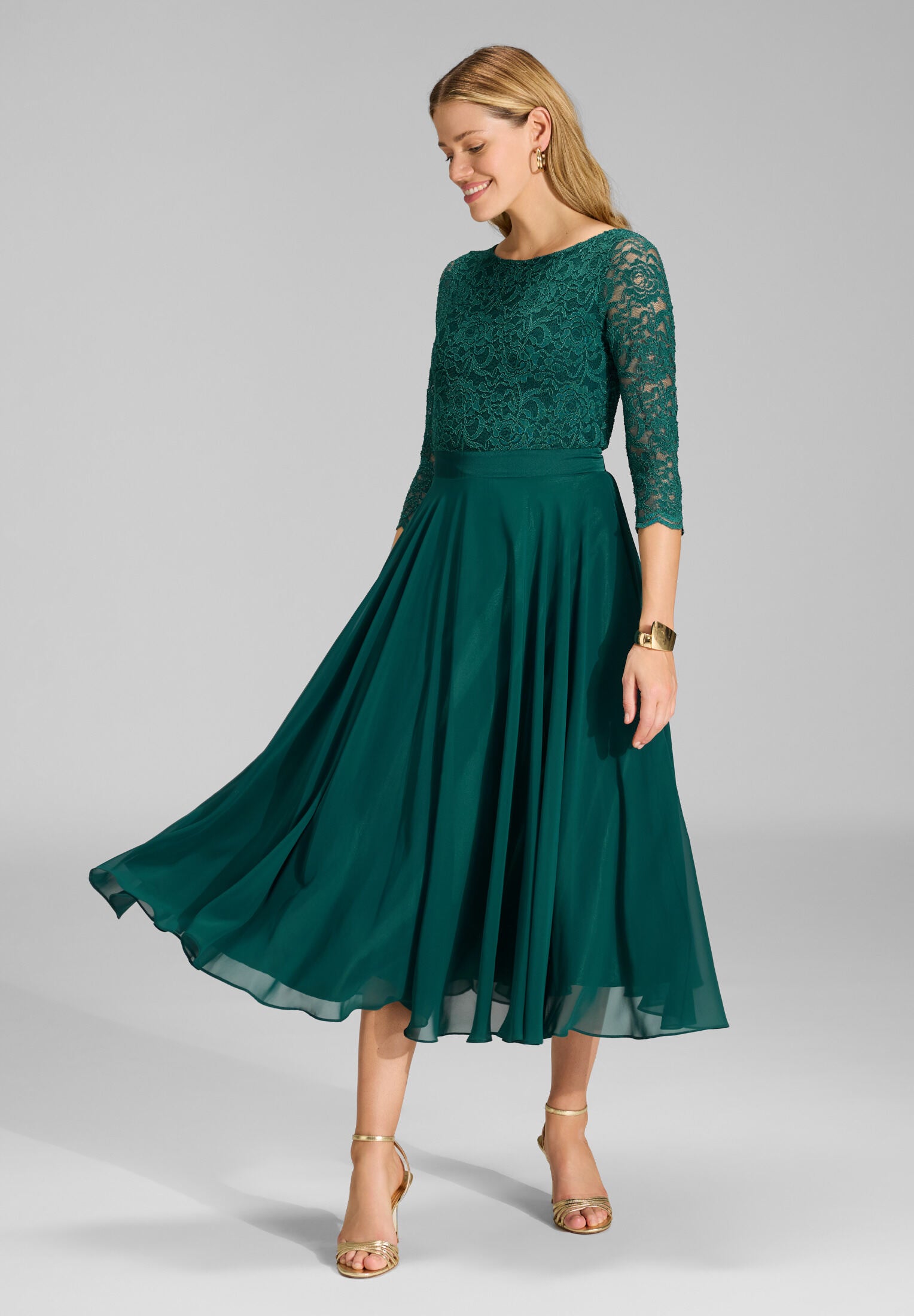Abendkleid Midi mit Oberteil aus floraler Spitze und Chiffon Rock