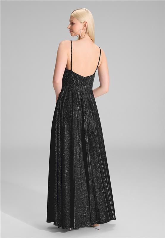 Schimmerndes Abendkleid mit Drapierung
