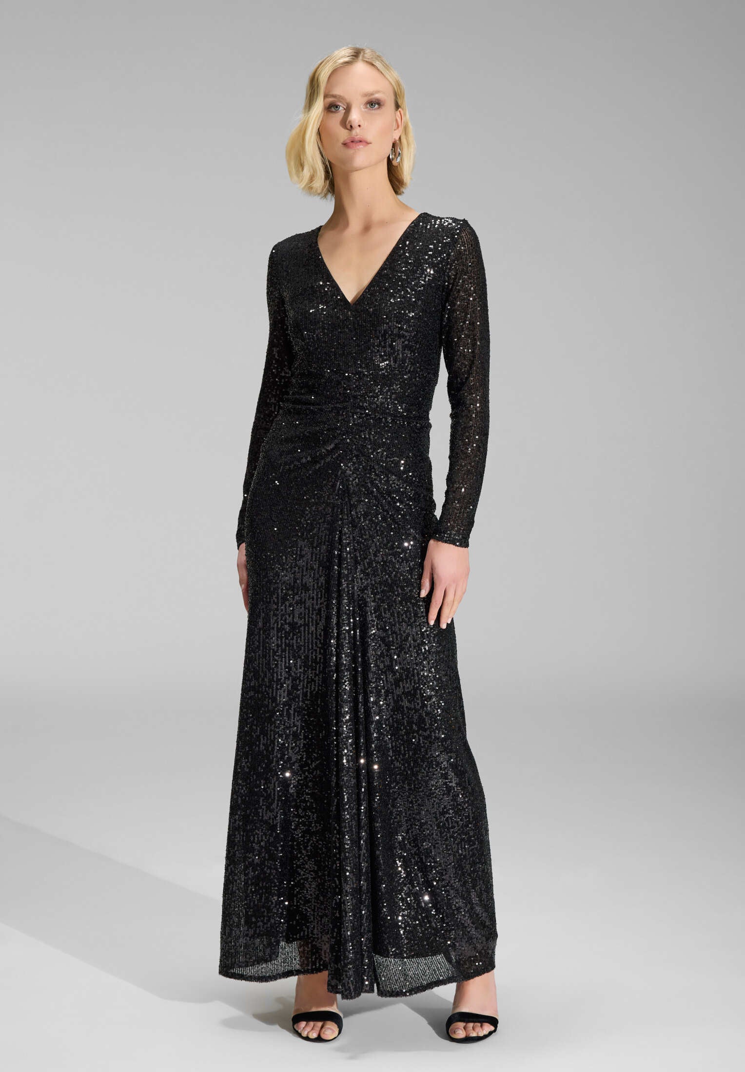 Gerafftes Abendkleid aus elastischer Paillette black