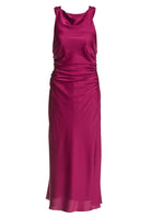 Midikleid aus Satin mit Rückenausschnitt