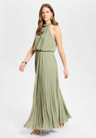 Abendkleid aus Chiffon mit Plisseerock