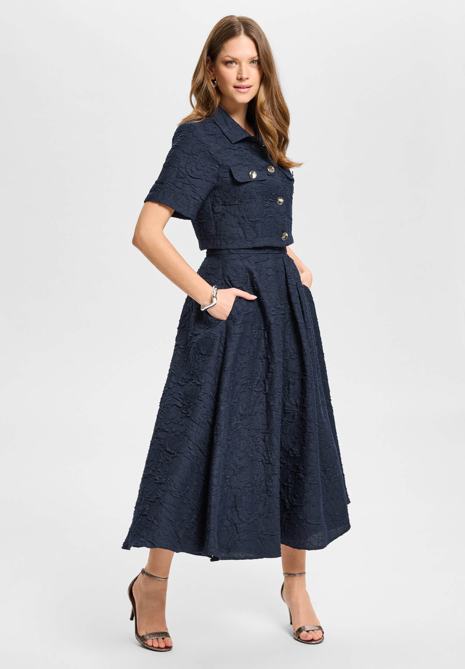 Faltenrock aus Strukturstoff navy