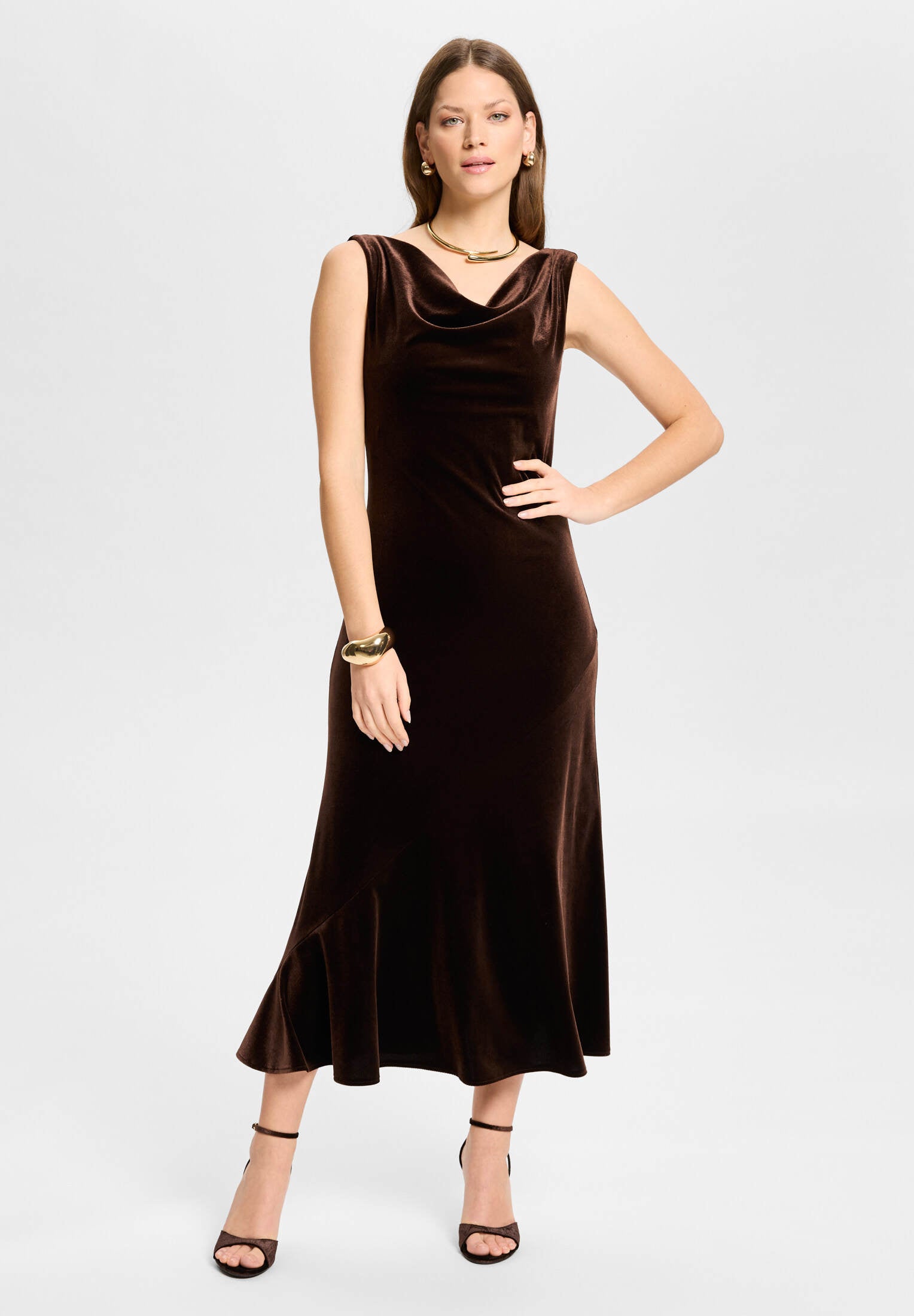Abendkleid aus Samt mit Wasserfallausschnitt chocolate brown