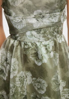 Korsage Kleid aus bedrucktem Organza