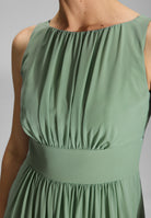 Chiffonkleid mit Taillenpasse