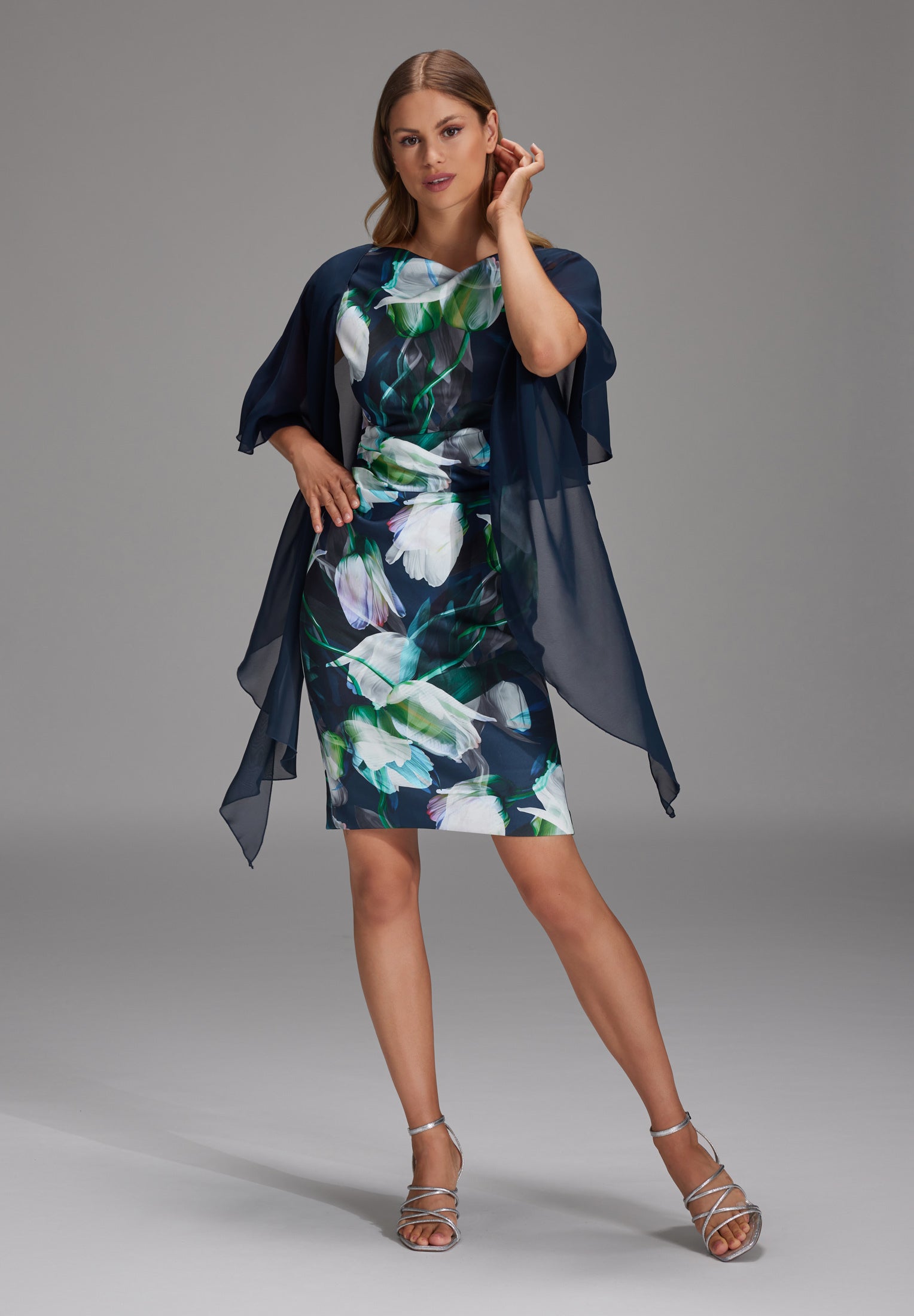 Formstola aus Chiffon navy One Size