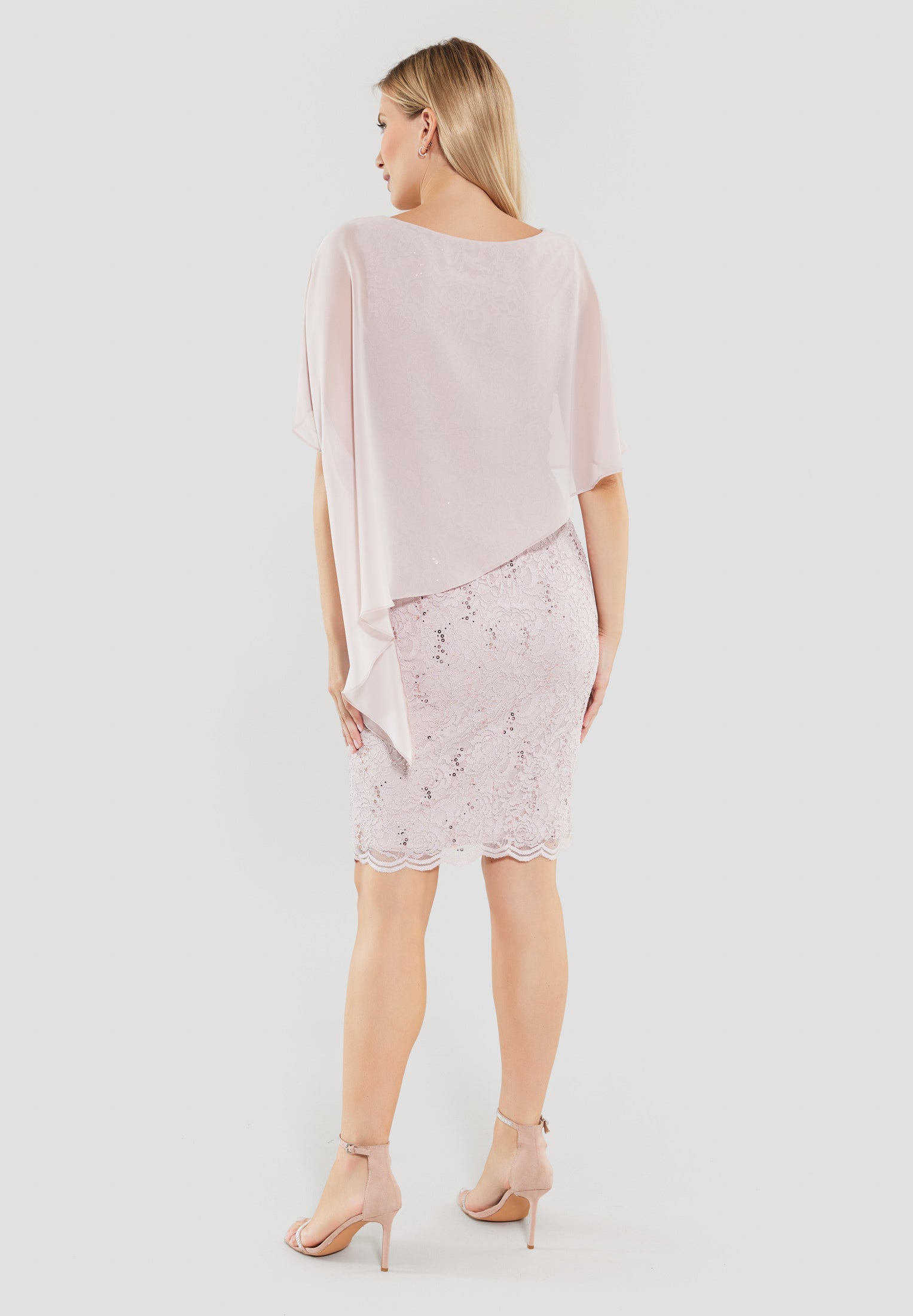 Cocktailkleid mit Überwurf