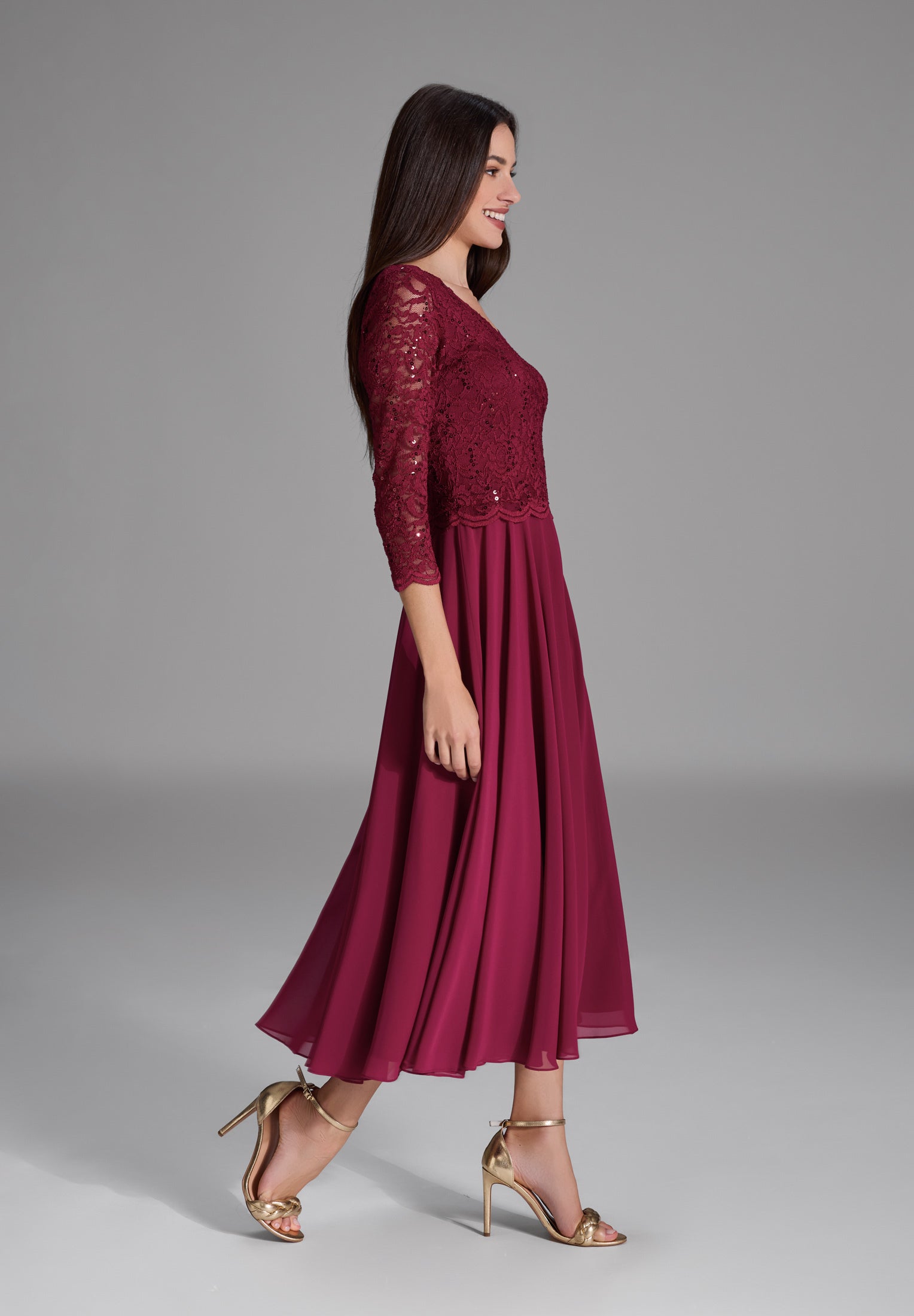 Midi Kleid mit paillettenbesetztem Spitzenoberteil