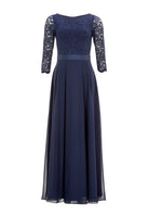 Abendkleid aus Spitze und Chiffon mit ¾ Arm