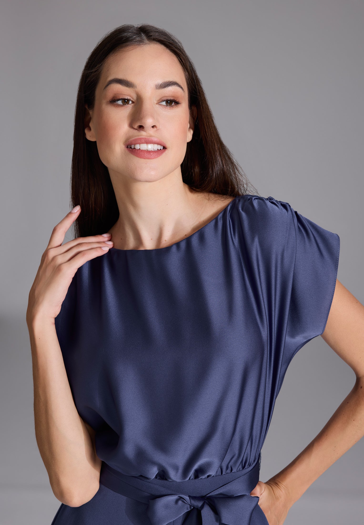 Jumpsuit aus Material-Mix