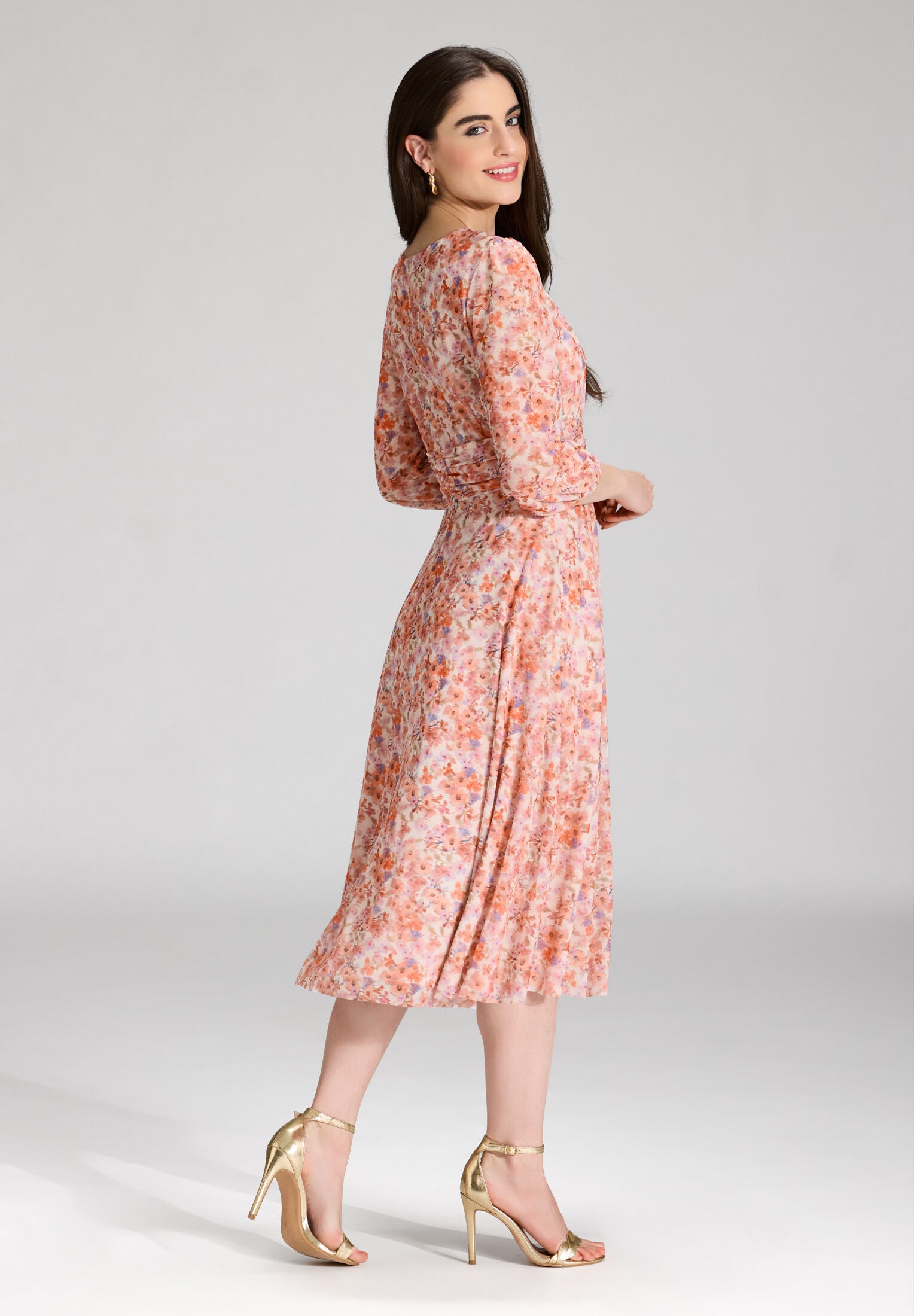 Midi Kleid aus bedrucktem Mesh mit ¾ Arm