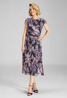Midi Kleid aus bedrucktem Plissee Jersey mit kurzen Ärmeln navy | vintage pink