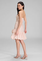 Cocktailkleid mit Blütenapplikation